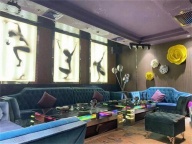 西安夜总会招聘-西安大型夜场招聘促销员包吃住运部