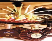 成都商K新地标-希尔顿领地KTV，预订尊享高颜女生相伴的奢华