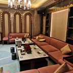 北京夜场高薪诚聘气质模特贴心服务员，轻松上岗，福利拉满